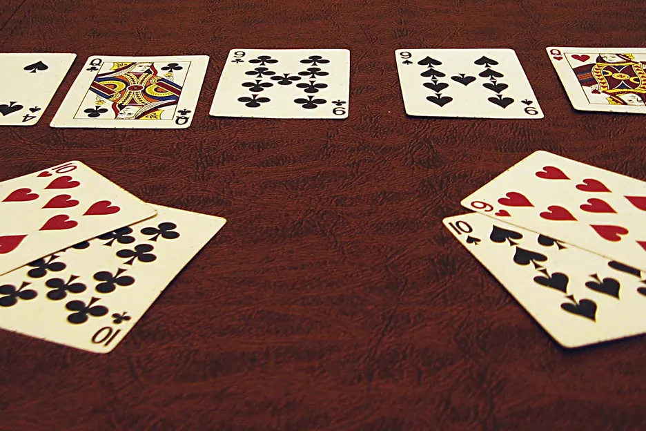 Tổng Quan Về Luật Chơi Poker Texas Hold'em